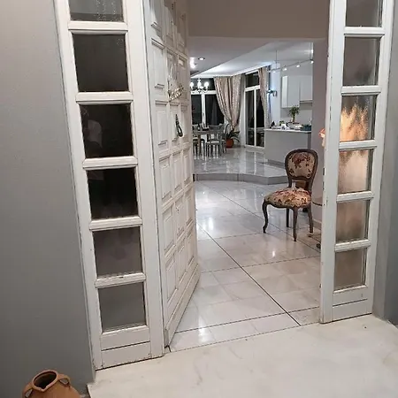 Paradiso Kallithea *