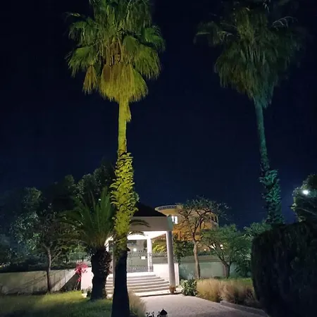 Paradiso Kallithea *