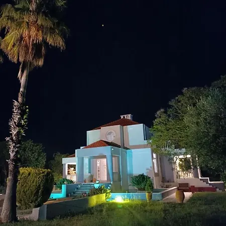 Paradiso Kallithea 公寓